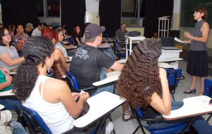 Licenciatura em Química: faltam profissionais na área